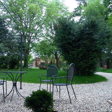 Villa Cantoni Гропелло-Кайроли Номер фото