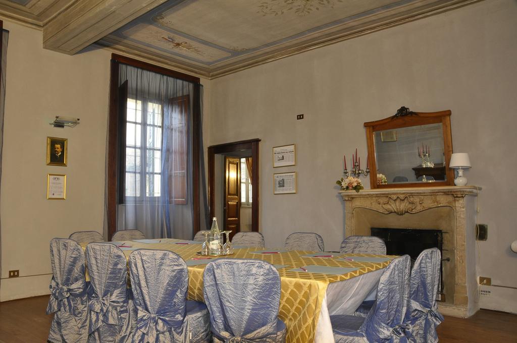 Villa Cantoni Гропелло-Кайроли Экстерьер фото